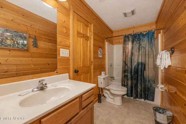 $949,900 | 1504 Bears Den Way, Sevierville, TN 37862