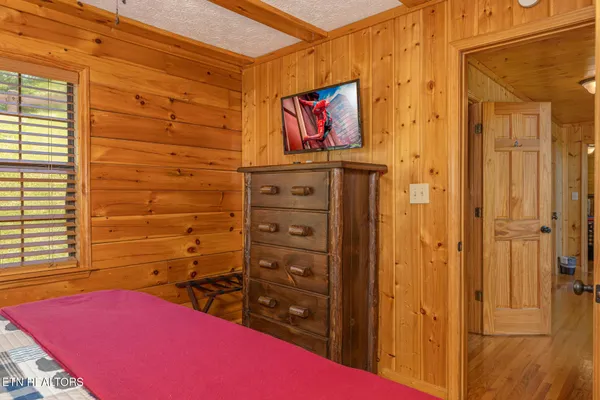 $949,900 | 1504 Bears Den Way, Sevierville, TN 37862