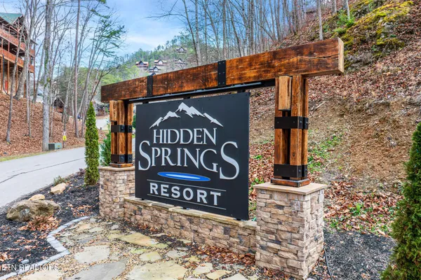 $949,900 | 1504 Bears Den Way, Sevierville, TN 37862