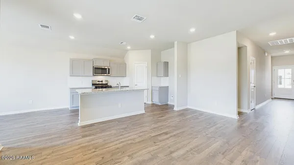 $238,000 | 184 Colett Drive, Sunset, LA 70584