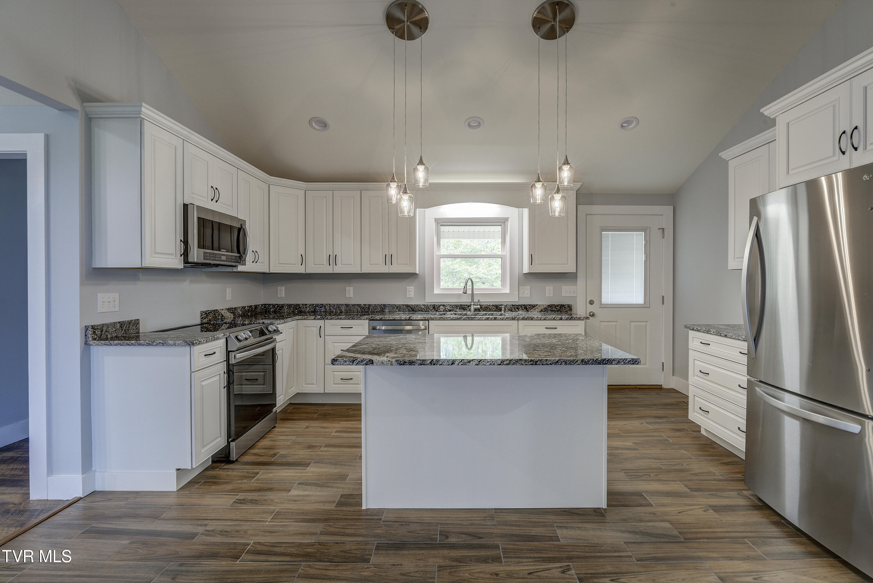 255 Rock House Road Johnson City, TN 37601 - Photo 51 of 63 Rockhouse-32