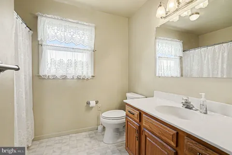 $599,900 | 25 William Penn Drive, Schwenksville, PA 19473
