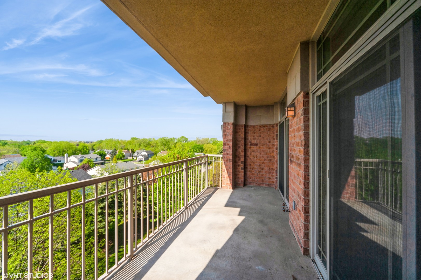 115 Prairie Park Drive, Unit 407 Wheeling, IL 60090 - Photo 12 of 17 a view of a balcony