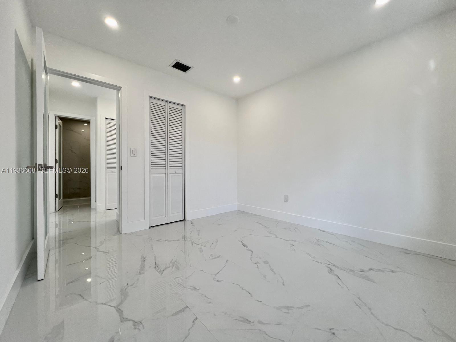 542 East 20th Street Hialeah, FL 33013 - Photo 18 of 30