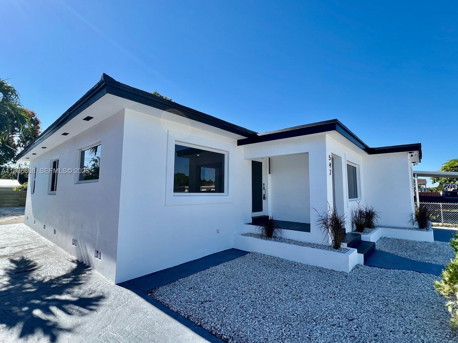 542 East 20th Street Hialeah, FL 33013 - Photo 7 of 30