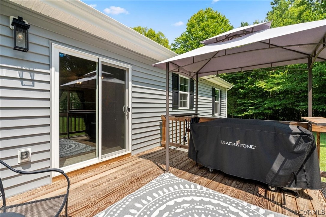 1820 Ballsville Road Powhatan, VA 23139 - Photo 33 of 46 a view of backyard with a roof deck