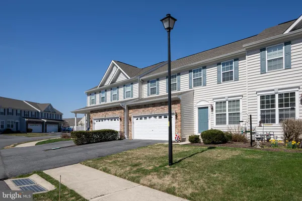 $479,000 | 17663 Gate Drive, Unit 2, Lewes, DE 19958