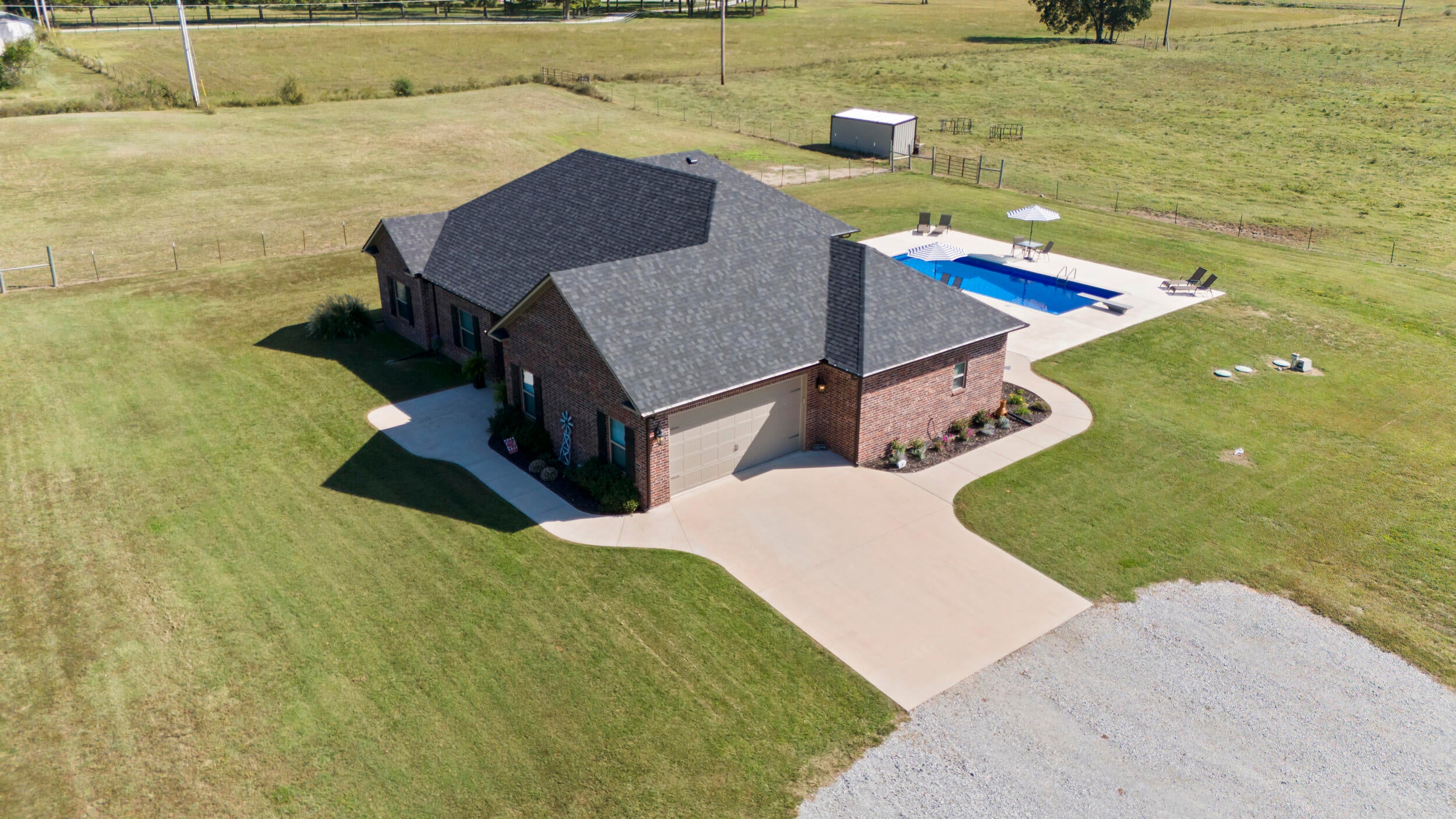 62717 East 280 Road Grove, OK 74344 - Photo 39 of 43 37_dji_20251009024228_0735_d