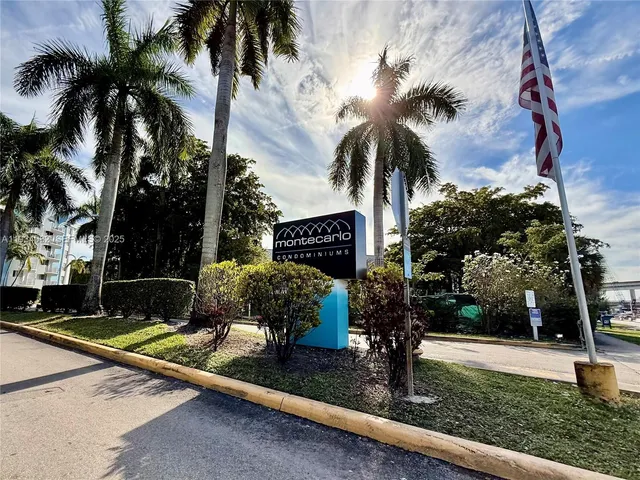 $2,000 | 492 Northwest 165th Street, Unit C312, Miami, FL 33169