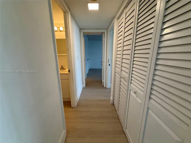 $2,000 | 492 Northwest 165th Street, Unit C312, Miami, FL 33169