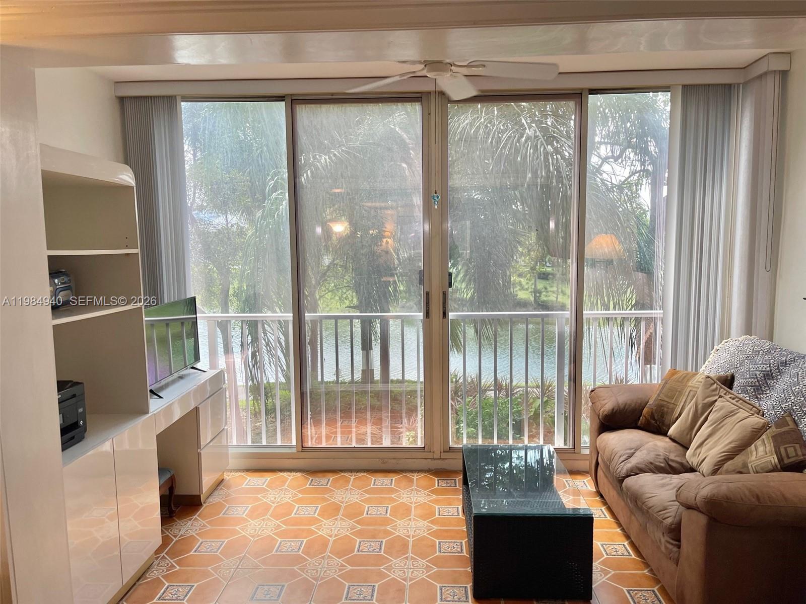 3850 Washington Street, Unit 214 Hollywood, FL 33021 - Photo 11 of 34