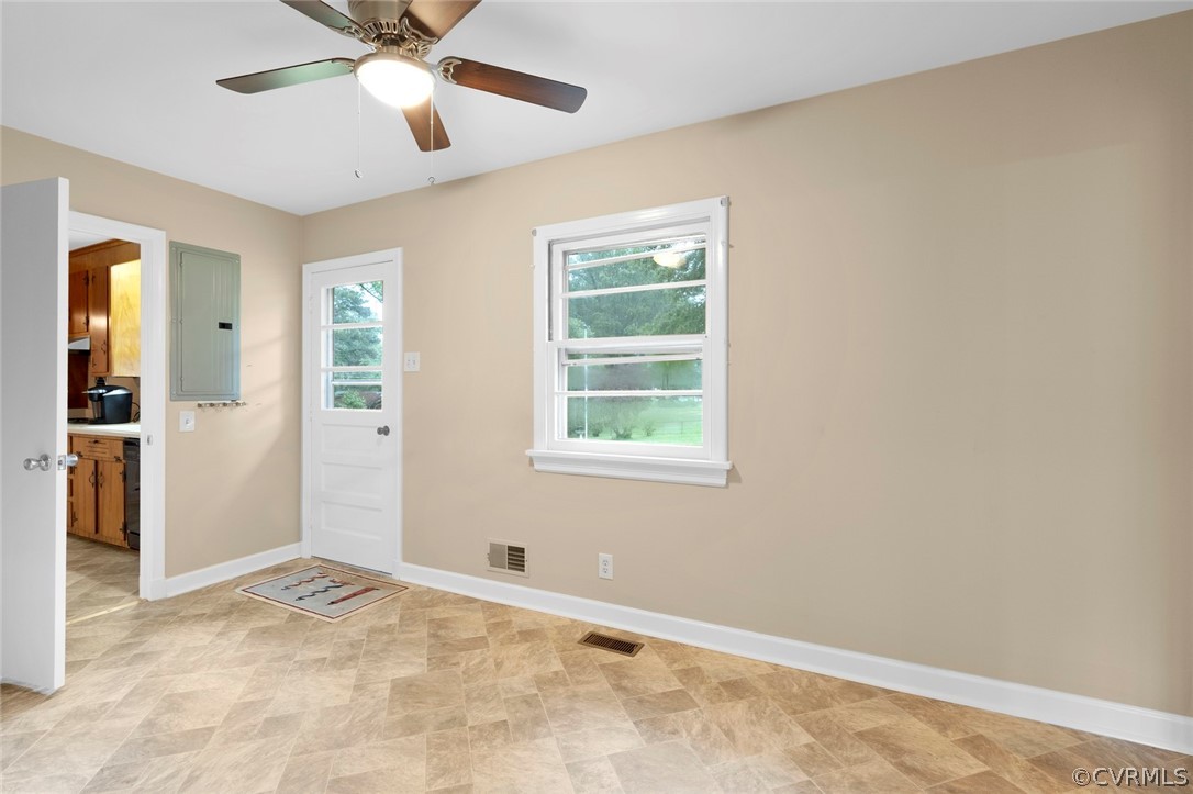 5609 Catterick Road North Chesterfield, VA 23234 - Photo 10 of 21 Gallery Image 10