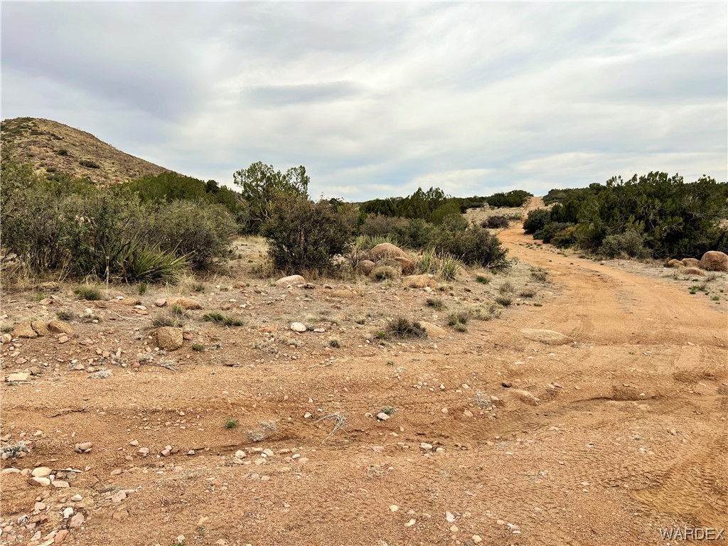 2280 Kelly Road Kingman, AZ 86401 - Photo 23 of 33 a view of a covered with snow in the background