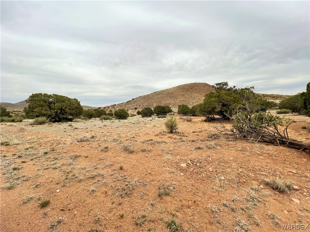 2280 Kelly Road Kingman, AZ 86401 - Photo 31 of 33 a view of ocean view with mountain