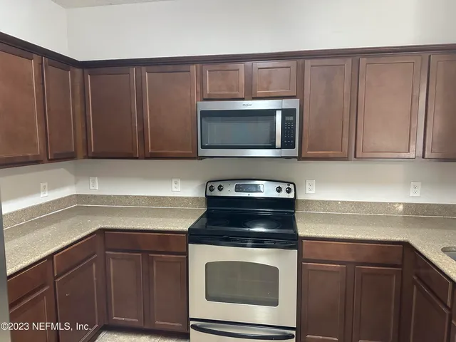 $1,500 | 4908 Key Lime Drive, Unit 208, Jacksonville, FL 32256