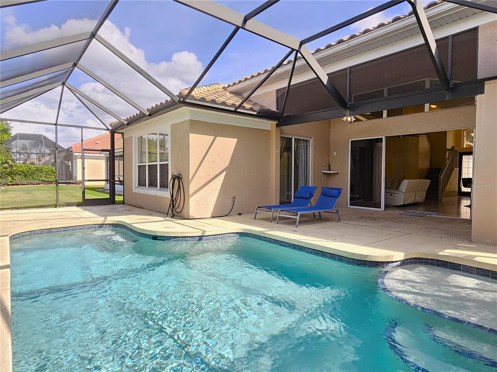 175 Braemar Avenue Venice, FL 34293 - Photo 16 of 40 a view of a backyard of a house