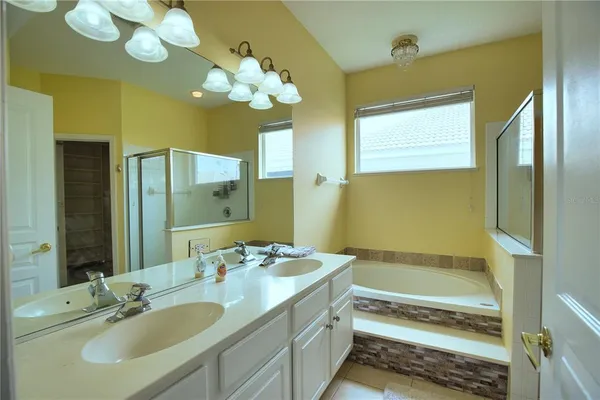 $3,095 | 175 Braemar Avenue, Venice, FL 34293