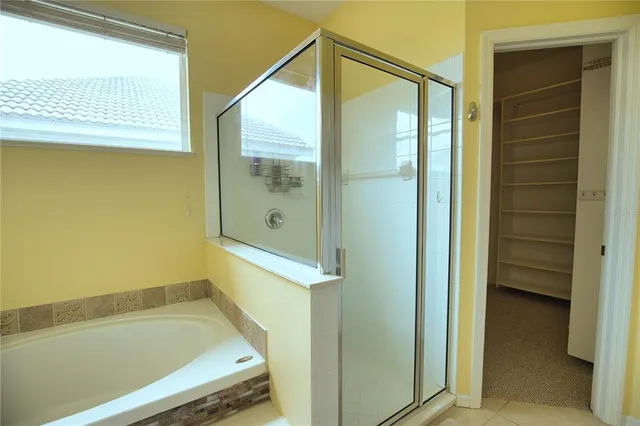 $3,240 | 175 Braemar Avenue, Venice, FL 34293