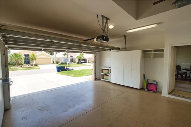 $3,240 | 175 Braemar Avenue, Venice, FL 34293