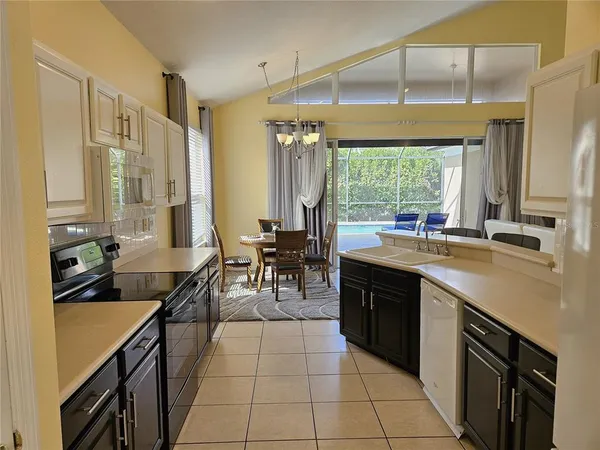 $3,095 | 175 Braemar Avenue, Venice, FL 34293