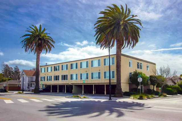 $5,000,000 | 486 Beech Street, Redwood City, CA 94063