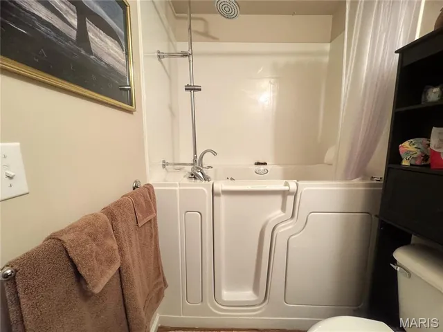 $219,500 | 109 Woodbury Lane, Cuba, MO 65453