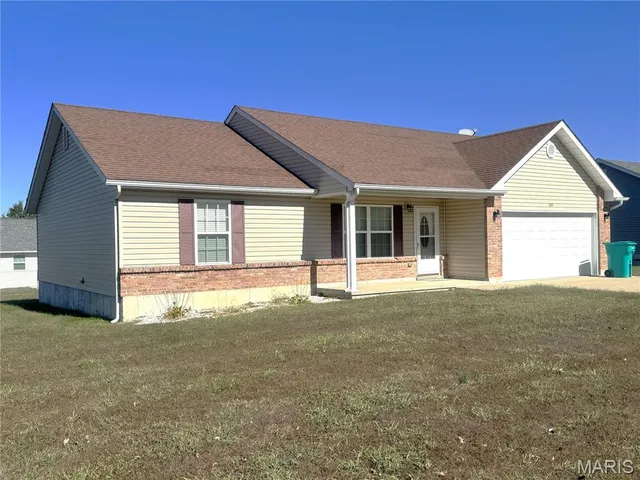 $219,500 | 109 Woodbury Lane, Cuba, MO 65453