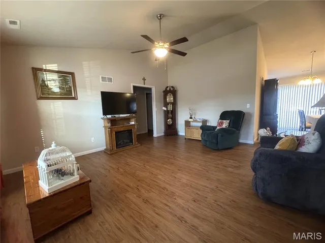 $219,500 | 109 Woodbury Lane, Cuba, MO 65453