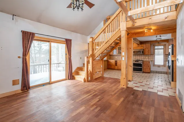 $339,900 | 44 Coburn Woods, Unit 44, Nashua, NH 03063