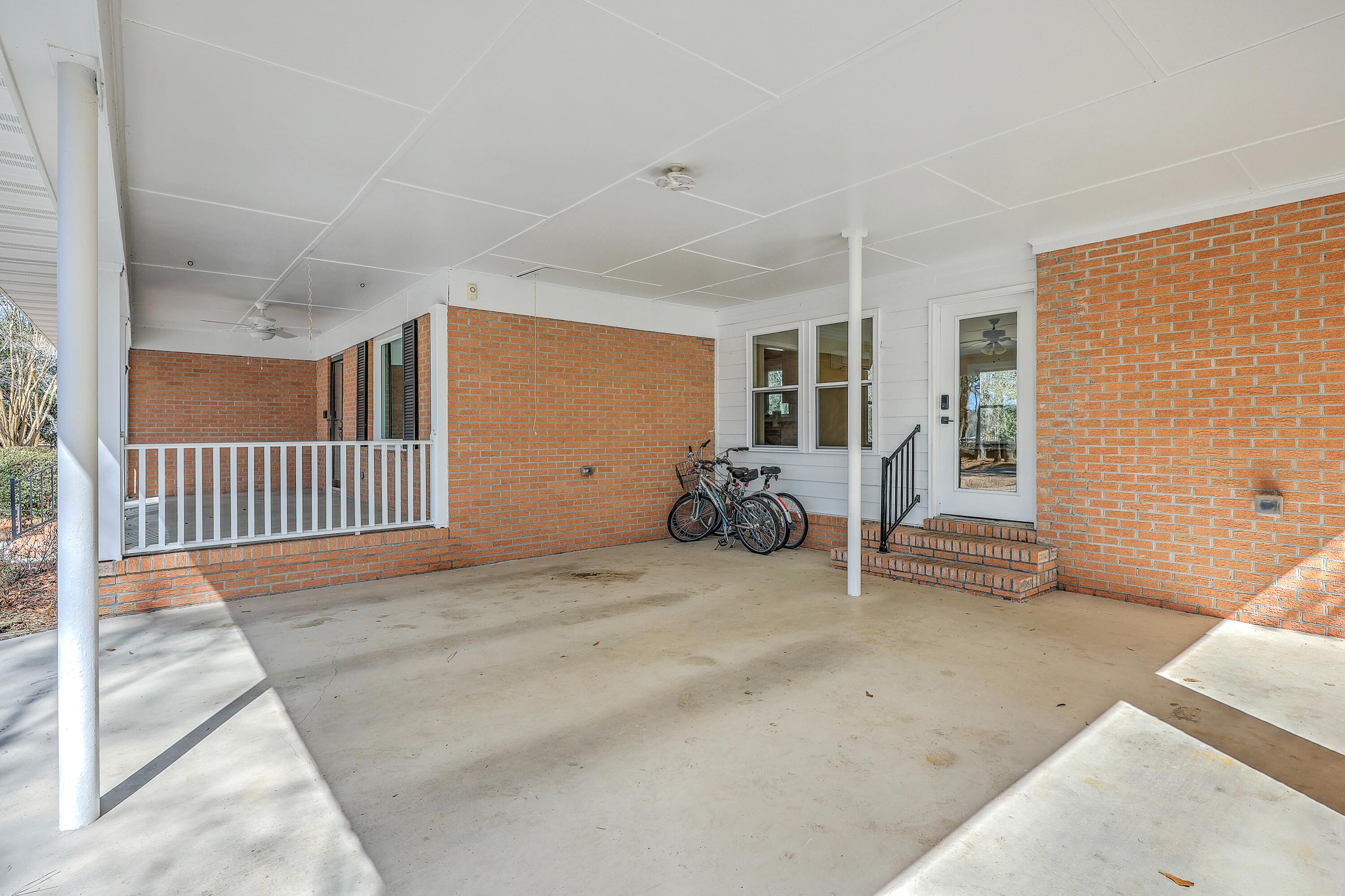 148 Patrick Lane Summerville, SC 29483 - Photo 27 of 48 ZYN_3571_2_3_4_5_6_7