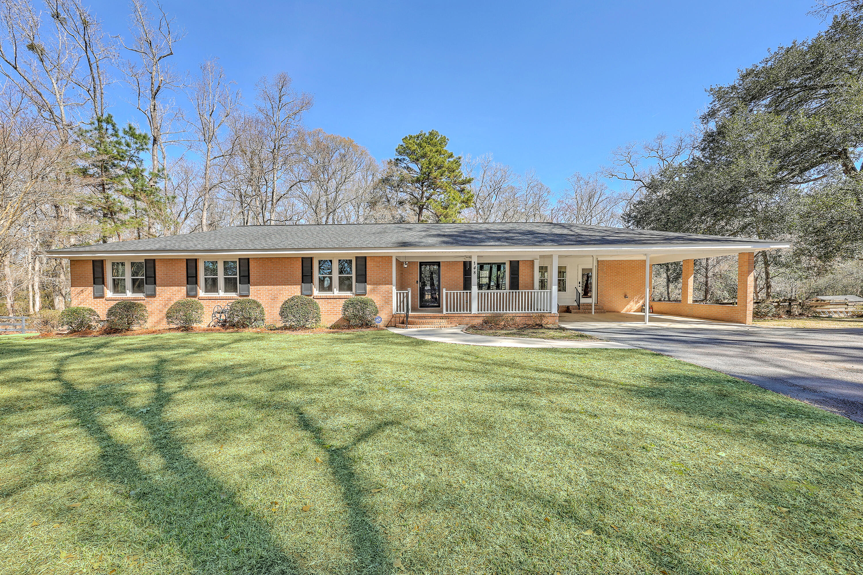 148 Patrick Lane Summerville, SC 29483 - Photo 38 of 48 ZYN_3557_58_59_60_61_62_63