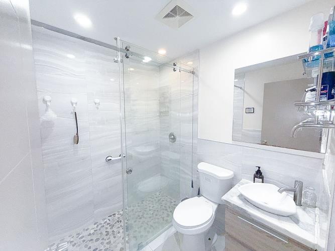 458 East 20th Street Hialeah, FL 33013 - Photo 1 of 13