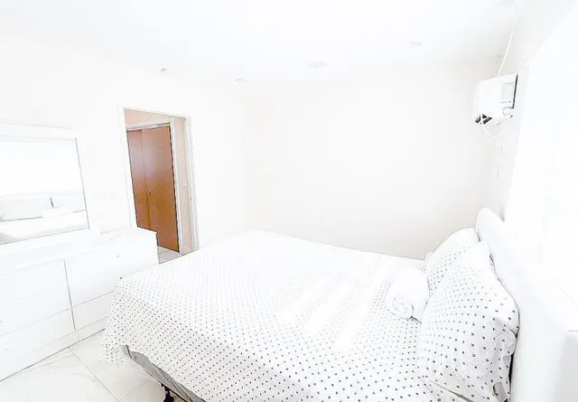 $1,200,000 | 458 East 20th Street, Hialeah, FL 33013