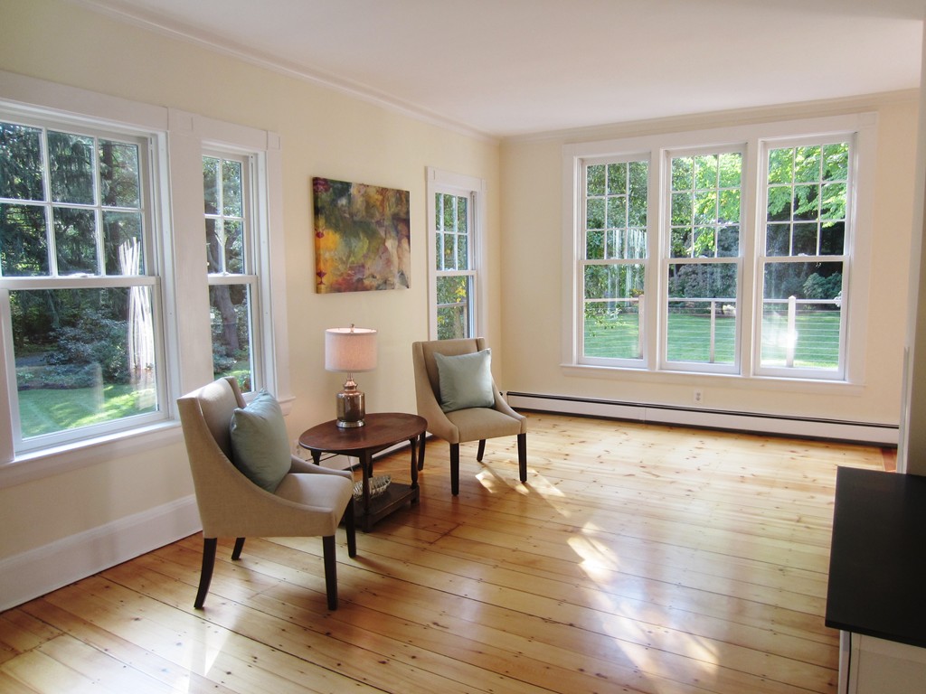 58 Colburn Road Wellesley, MA 02481 - Photo 7 of 29