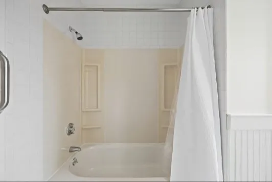 $2,200 | 275 Neck Street, Unit A3, Weymouth, MA 02191