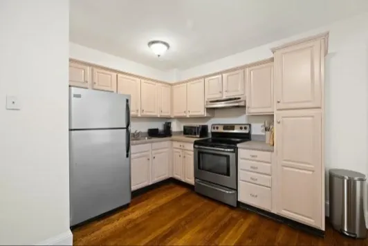 $2,200 | 275 Neck Street, Unit A3, Weymouth, MA 02191