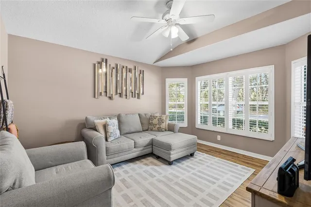 $609,990 | 6216 Whimbrelwood Drive, Lithia, FL 33547