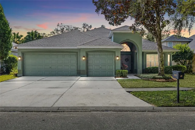$609,990 | 6216 Whimbrelwood Drive, Lithia, FL 33547