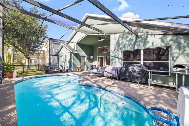 $609,990 | 6216 Whimbrelwood Drive, Lithia, FL 33547