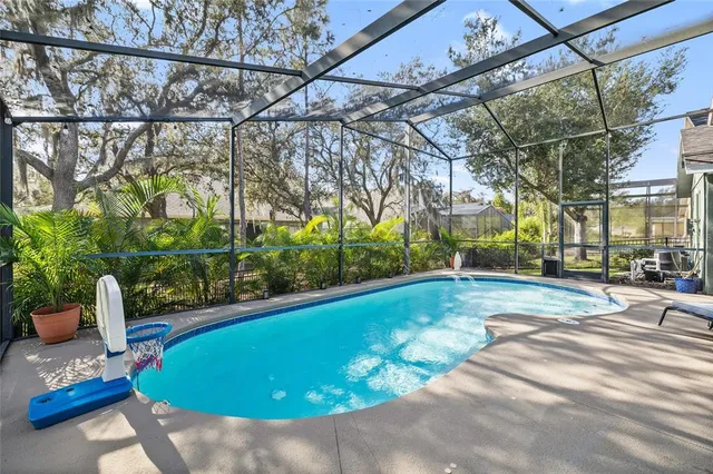 $609,990 | 6216 Whimbrelwood Drive, Lithia, FL 33547