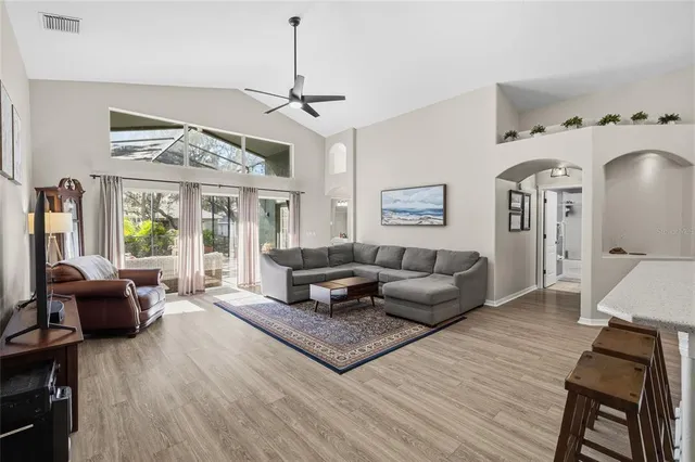 $609,990 | 6216 Whimbrelwood Drive, Lithia, FL 33547