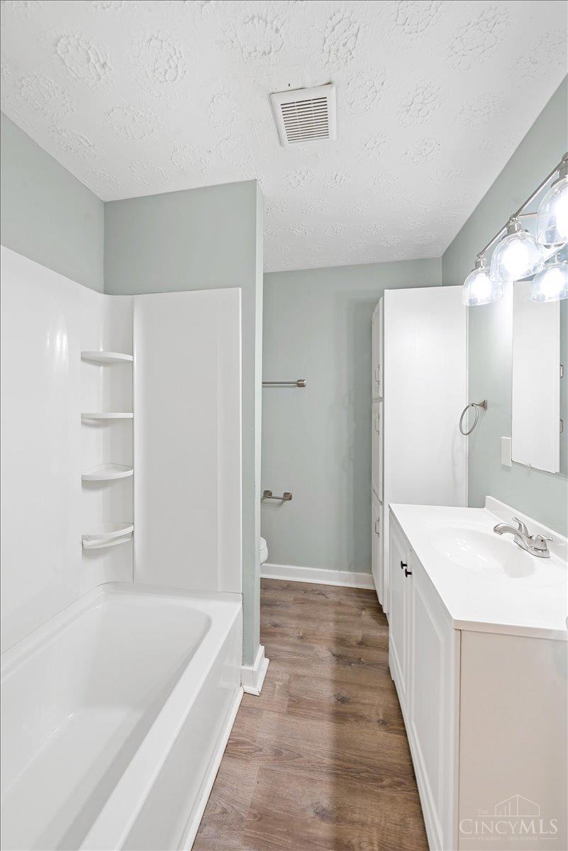 948 Nordyke Road Cincinnati, OH 45255 - Photo 17 of 24 Gallery Image 17