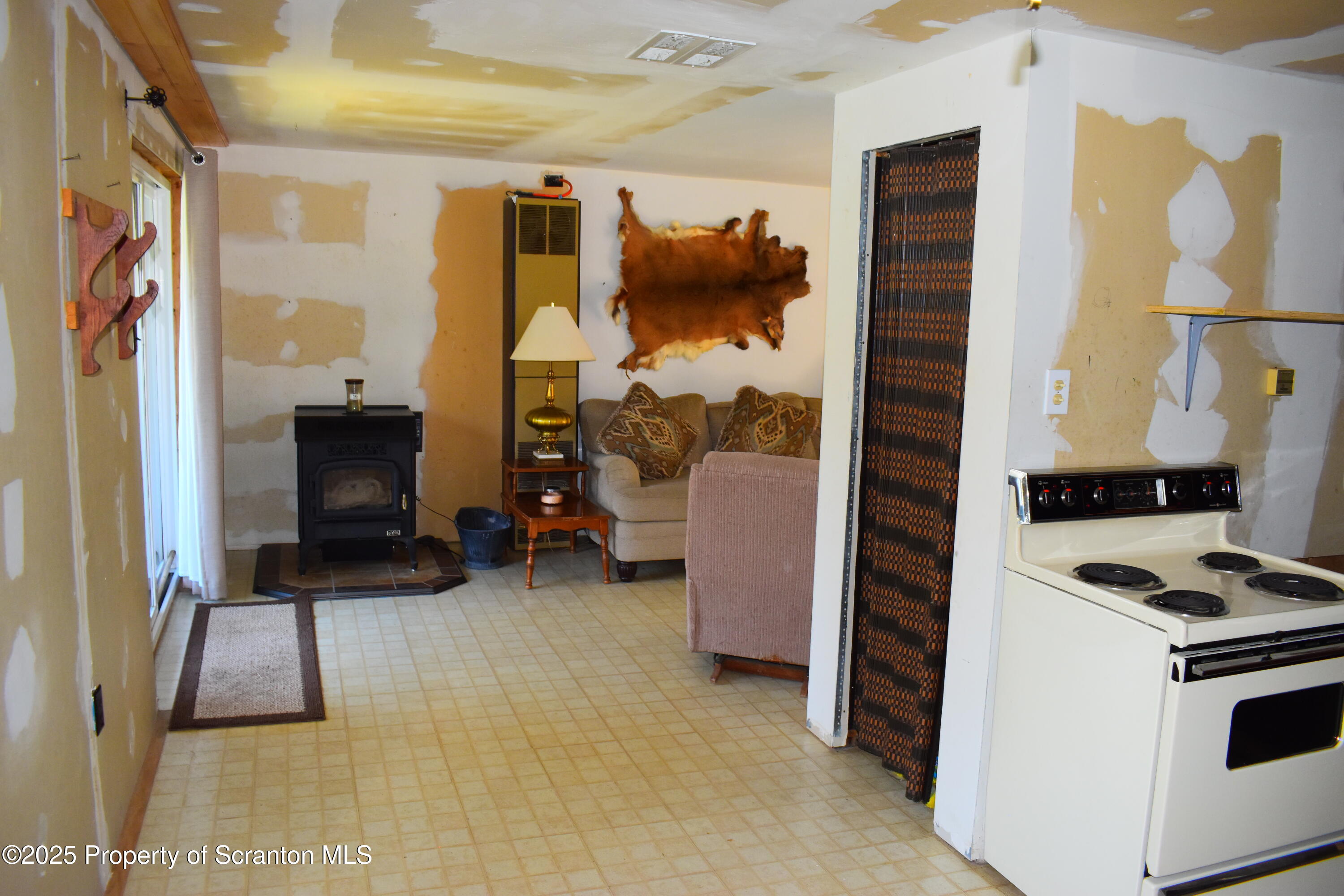 125 Crescent Lake Road Meshoppen, PA 18630 - Photo 14 of 23 Kitchen & Eating area