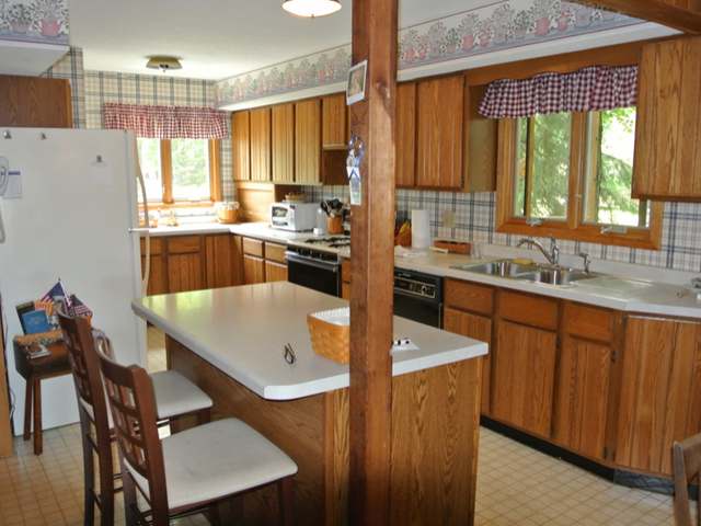992 Golf Course Loop Three Lakes, WI 54562 - Photo 6 of 10 Gallery Image 6