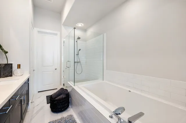 $5,000 | 2711 Stelter Place, Houston, TX 77007