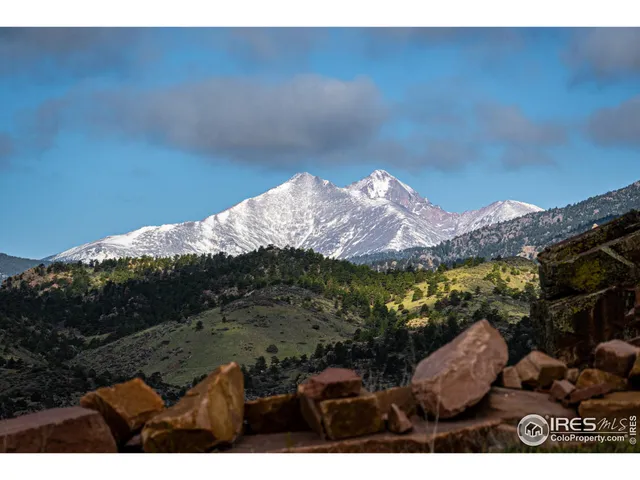 $2,100,000 | 1117 5th Avenue, Lyons, CO 80540