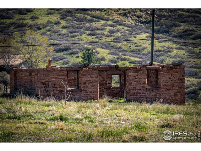 $2,100,000 | 1117 5th Avenue, Lyons, CO 80540