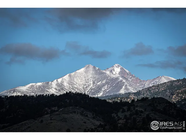 $2,100,000 | 1117 5th Avenue, Lyons, CO 80540