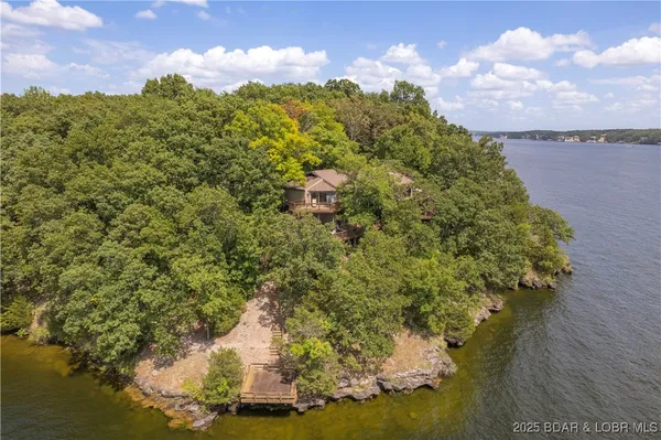$21,000,000 | 360 Tree Wood Drive, Lake Ozark, MO 65049