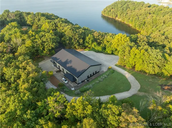 $21,000,000 | 360 Tree Wood Drive, Lake Ozark, MO 65049